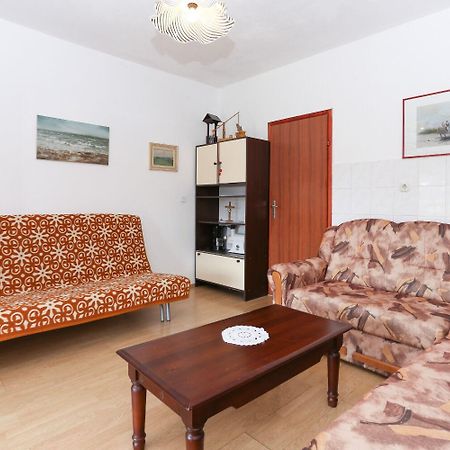 Holiday Home Marcelo-With Terrace Vinišće Buitenkant foto