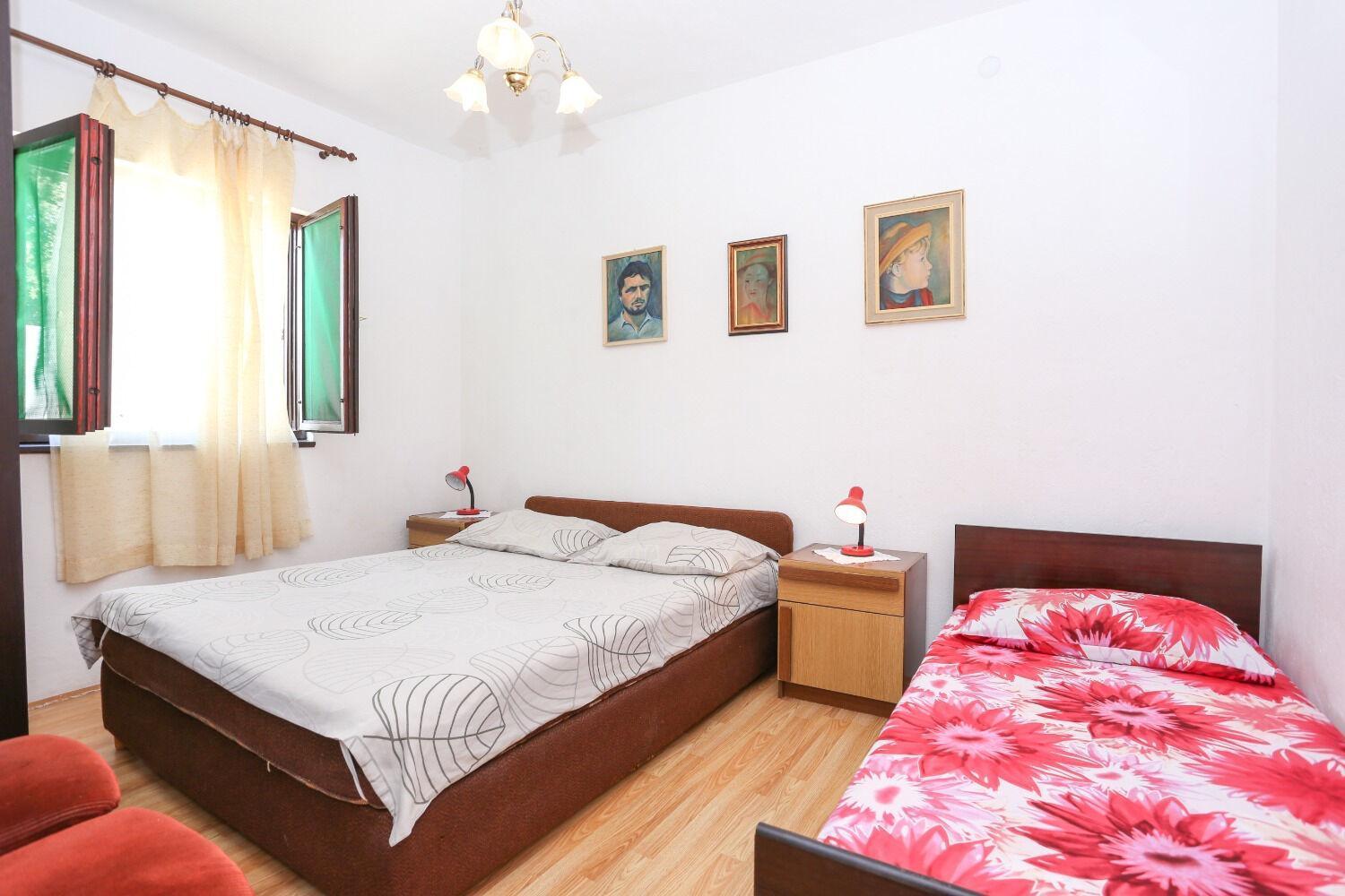 Holiday Home Marcelo-With Terrace Vinišće Buitenkant foto