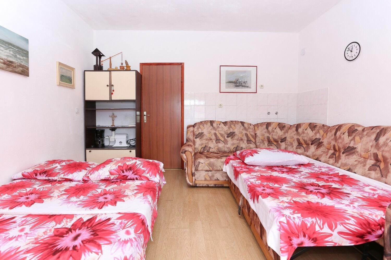 Holiday Home Marcelo-With Terrace Vinišće Buitenkant foto